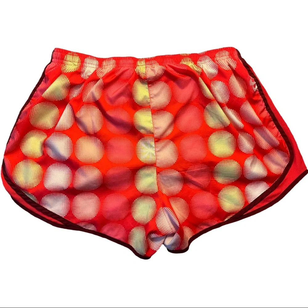 Nike Dri Fit Shorts - Picture 3 of 4